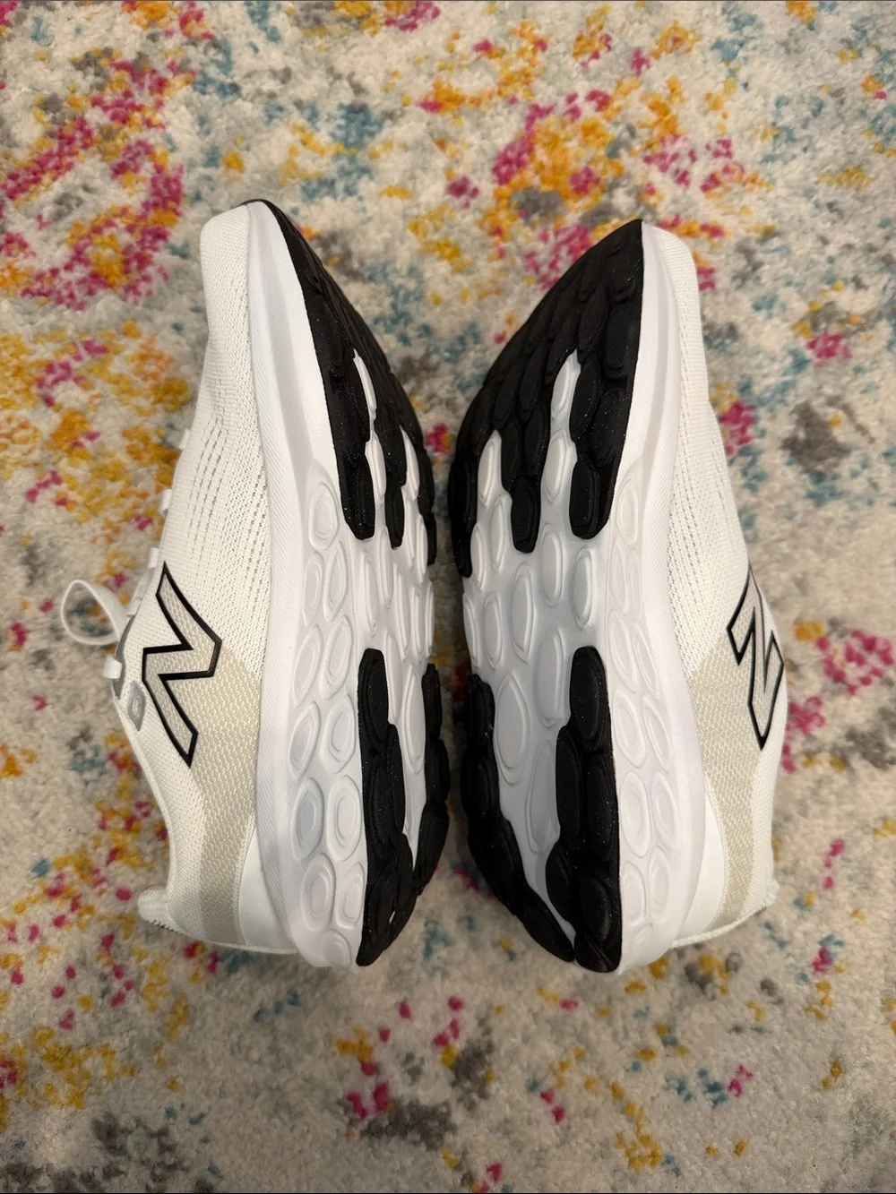 New Balance Fresh Foam 520 V9 Running Shoe - Picture 3 of 5